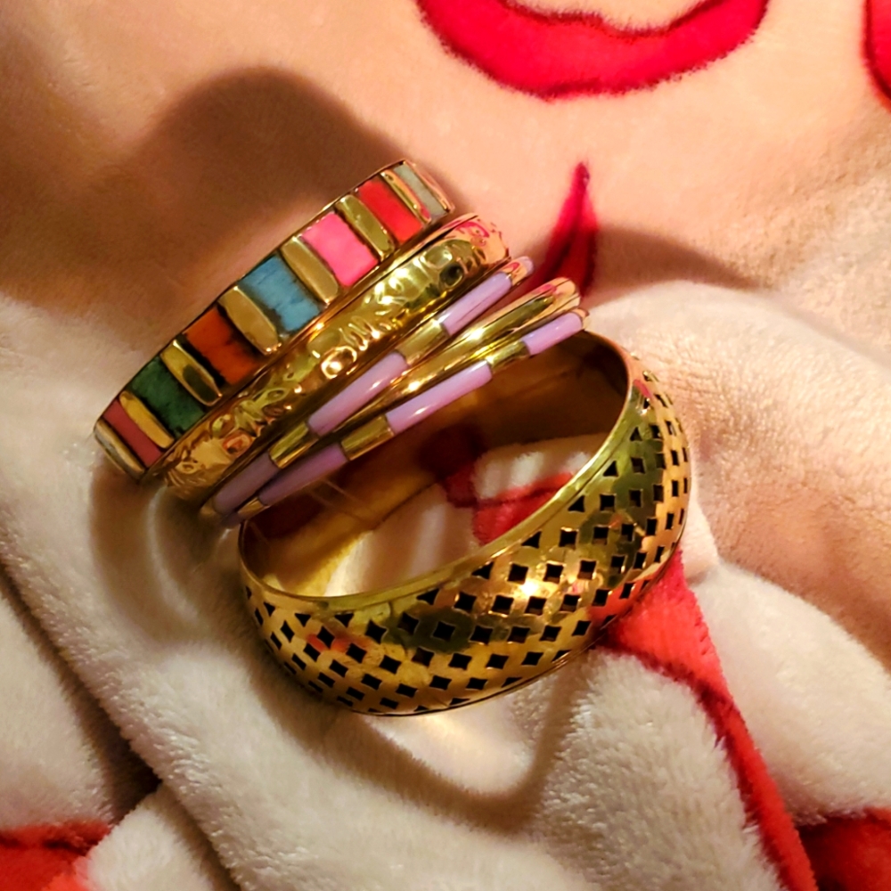 Bracelet Set of 6 Stacker nwot